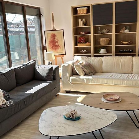 Kazanlak Large Guest House Apartment Near The Center With Full Kitchen & Dining Room, King Beds, Garden Patio, Free Parking & Self Check-In Kültér fotó