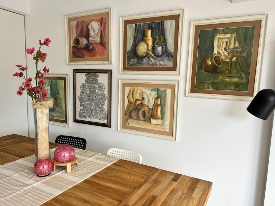 Kazanlak Large Guest House Apartment Near The Center With Full Kitchen & Dining Room, King Beds, Garden Patio, Free Parking & Self Check-In Kültér fotó
